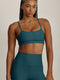 .FABRIC: 4 WAY STRETCH FABRICטופ מבד 4 כיוונים המתקדם ביותר שלנו, אשר מאופיין באלסטיות ניכרת לאורך כל ארבעת הצירים הראשיים, הבגד עוקב בצורה מושלמת אחר תנועות הגוף ומבטיח חופש פעולה מירבי.גזרה קלאסית קצרה ומחמיאההטופ בשילוב רצועות דקות.הטופ ללא ריפוד וגם ללא פתח להכנסת ריפוד.גוון טורקיז.