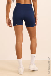 שורט מבד ללא תפר seamless בגוון כחול