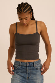 גופיית בייסיק בטקסטורת ריב (פסים דקים) בגוון אפור