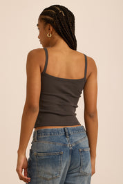 גופיית בייסיק בטקסטורת ריב (פסים דקים) בגוון אפור