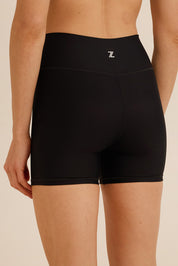 קולקציית אדל - שורט קצר מבד 4 כיוונים  בגוון שחור