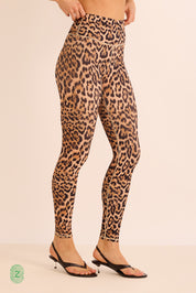 טייץ בגזרה גבוהה  מבד 4 כיוונים בהדפס מנומר - תמונת צד