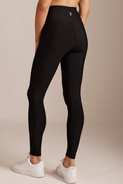 טייץ מסדרת ארבע כיוונים ארוך בגוון שחור - גב הפריט