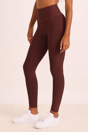 טייץ 4 כיוונים בגוון חום שוקולד חלק צדדי