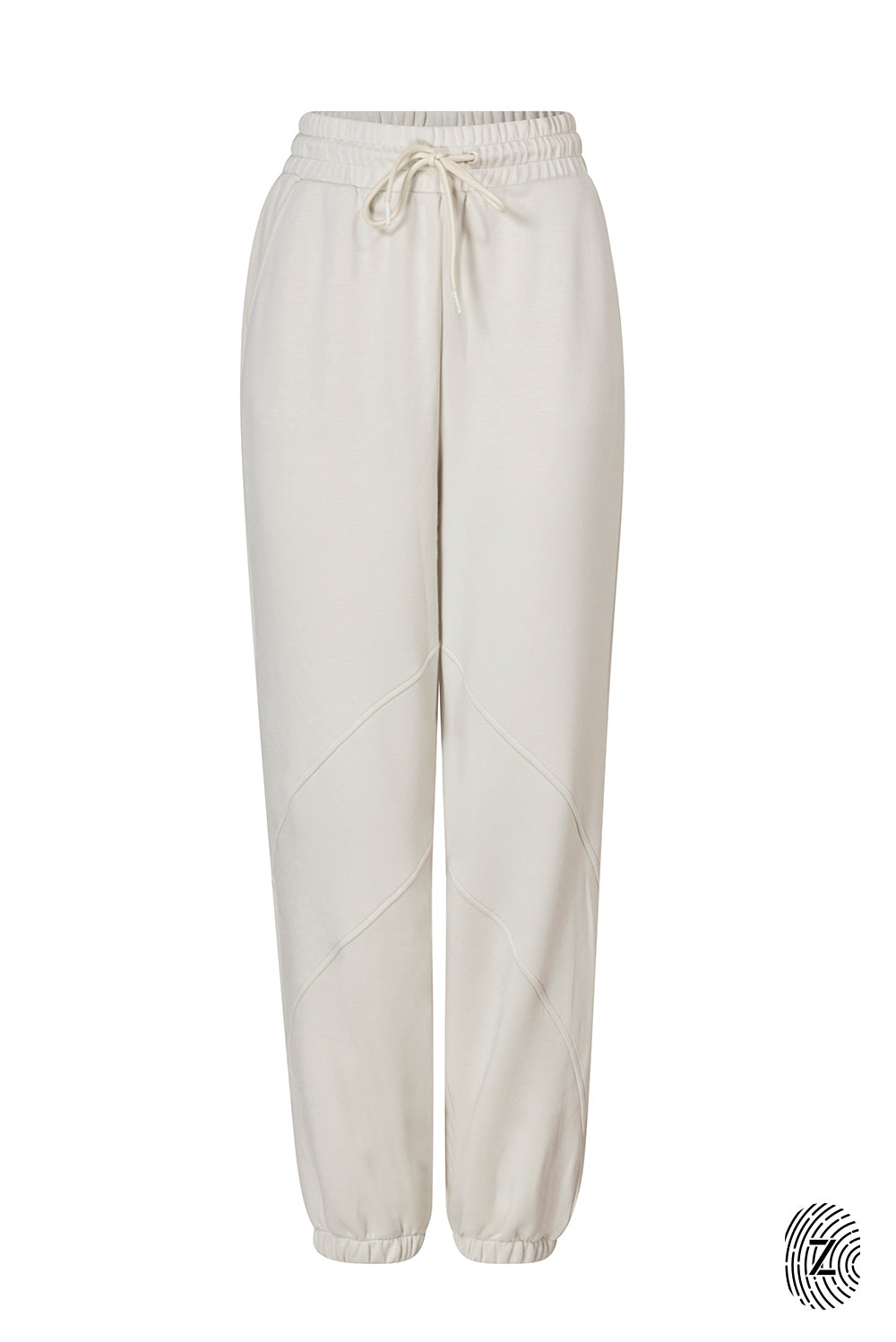 The Touch Club.מכנסיים מבד סקובה בגזרה נוחה עם סיומת גומי.כוללים כיסים צדדיים וגומי במותן עם שרוך להתאמה אישית. המכנס מבד סקובה נעים  במיוחד, מתאימים לשימוש יומיומי.מאפיינים:סיומת גומי בקרסול.כיסים צדדים.גומי במותן עם שרוך חיצוני נשלף.גוון קרם / וניל.