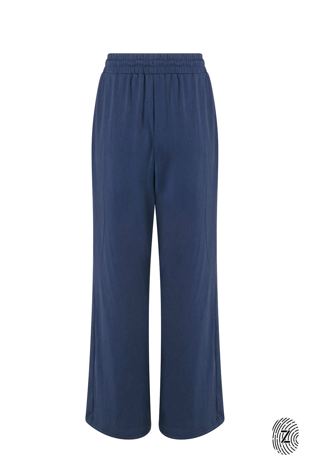 The Touch Club.מכנסיים מבד סקובה בגזרה נוחה עם סיומת רחבה.כוללים כיסים צדדיים וגומי במותן עם שרוך להתאמה אישית. המכנס מבד סקובה נעים במיוחד, מתאימים לשימוש יומיומי.מאפיינים:סיומת רחבה.כיסים צדדים.גומי במותן עם שרוך חיצוני נשלף.פסים לקראת סיומת המכנס.לוגו TOUCH מתחת לכיס בגוון התואם לפריט.גוון נייבי