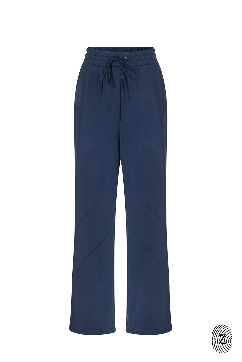 The Touch Club.מכנסיים מבד סקובה בגזרה נוחה עם סיומת רחבה.כוללים כיסים צדדיים וגומי במותן עם שרוך להתאמה אישית. המכנס מבד סקובה נעים במיוחד, מתאימים לשימוש יומיומי.מאפיינים:סיומת רחבה.כיסים צדדים.גומי במותן עם שרוך חיצוני נשלף.פסים לקראת סיומת המכנס.לוגו TOUCH מתחת לכיס בגוון התואם לפריט.גוון נייבי