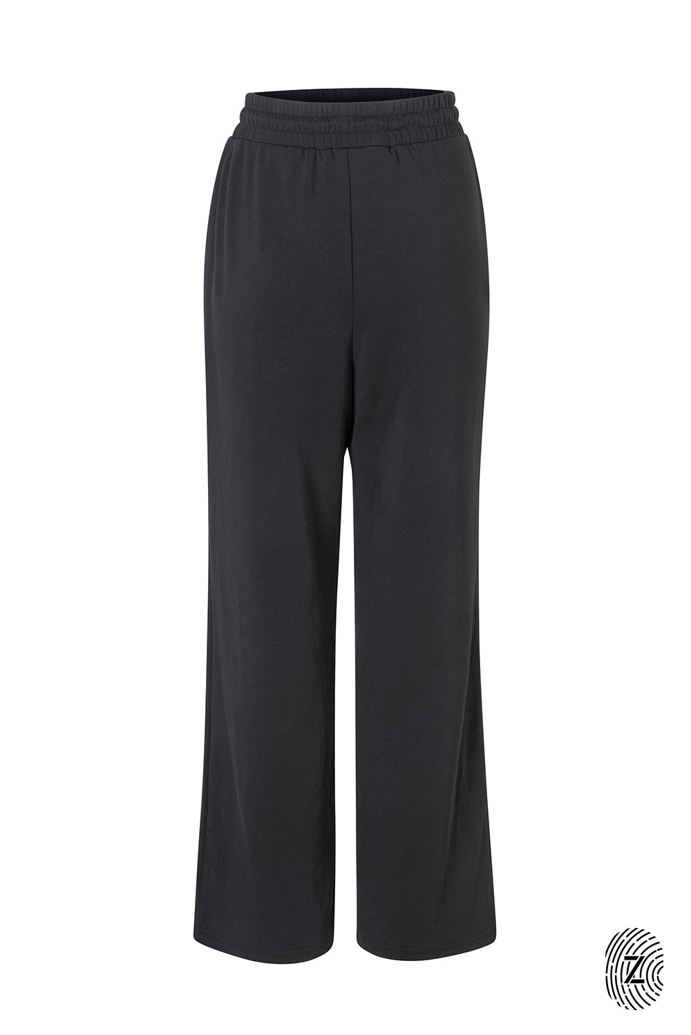 The Touch Club.מכנסיים מבד סקובה בגזרה נוחה עם סיומת רחבה.כוללים כיסים צדדיים וגומי במותן עם שרוך להתאמה אישית. המכנס מבד סקובה נעים במיוחד, מתאימים לשימוש יומיומי.מאפיינים:סיומת רחבה.כיסים צדדים.גומי במותן עם שרוך חיצוני נשלף.פסים לקראת סיומת המכנס.לוגו TOUCH מתחת לכיס בגוון התואם לפריט.גוון שחור.