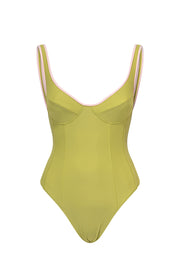Swim-Club by Sapir Avisror's Touch בגד ים שלם.שילוב של פסים מחטבים על החלק הקדמי של בגד הים אשר מחמיאים לתצורת הגוף.גב פתוח.הבגד ים ללא ריפוד וללא פתח להכנסת ריפוד.לוגו טביעת אצבע בגב הפריט.הוראות כביסה - יש לכבס בכביסה ידנית בלבד.גוון ירוק עם קונטרסט ורוד.לתשומת לבך - אין להסיר את מדבקת ההייגינה, במידה ותוסר לא ניתן יהיה לבצע החלפות/החזרות. 