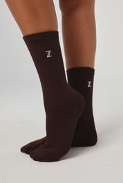 Z SOCKSזוג גרביים בגוון חום.לוגו Z בגוון לבן.מידה: ONE SIZE