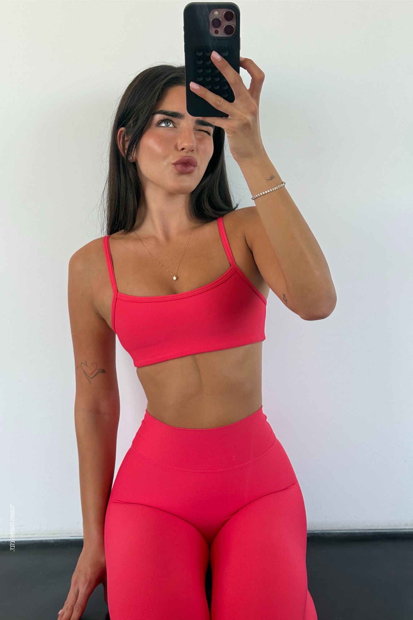 גוון CANDY חדש באתר עכשיו במבצע של 50% הנחה - לחיצה על התמונה תעביר לדף המבצע