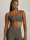 .FABRIC: 4 WAY STRETCH FABRICטופ מבד 4 כיוונים המתקדם ביותר שלנו, אשר מאופיין באלסטיות ניכרת לאורך כל ארבעת הצירים הראשיים, הבגד עוקב בצורה מושלמת אחר תנועות הגוף ומבטיח חופש פעולה מירבי.גזרה קלאסית קצרה ומחמיאההטופ בשילוב רצועות דקות.הטופ ללא ריפוד וגם ללא פתח להכנסת ריפוד.גוון ירוק-אפרפר.