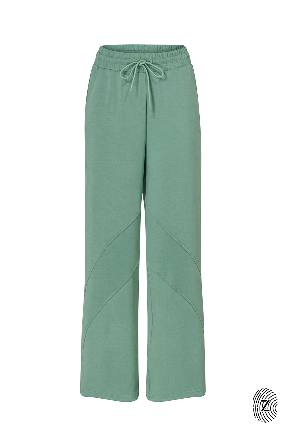 The Touch Club.מכנסיים מבד סקובה בגזרה נוחה עם סיומת רחבה.כוללים כיסים צדדיים וגומי במותן עם שרוך להתאמה אישית. המכנס מבד סקובה נעים במיוחד, מתאימים לשימוש יומיומי.מאפיינים:סיומת רחבה.כיסים צדדים.גומי במותן עם שרוך חיצוני נשלף.פסים לקראת סיומת המכנס.לוגו TOUCH מתחת לכיס בגוון התואם לפריט.גוון ירוק.