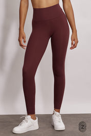 טייץ בגזרה גבוהה, מחטב, סיומת עד הקרסול, אם את בין מידות מומלץ לקחת מידה למעלה בגלל רמת החיטוב, בגוון בורדו