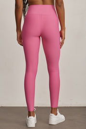 .FABRIC: 4 WAY STRETCH FABRICהבד המתקדם ביותר שלנו המאופיין באלסטיות ניכרת לאורך כל ארבעת הצירים הראשיים, הבגד עוקב בצורה מושלמת אחר תנועות הגוף ומבטיח חופש פעולה מירבי.גזרה גבוהה מאוד.לוגו Z בחגורת הטייץ בחלק האחורי.גוון ורוד.