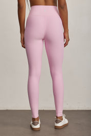 FABRIC: 4 WAY STRETCH FABRIC.הבד המתקדם ביותר שלנו המאופיין באלסטיות ניכרת לאורך כל ארבעת הצירים הראשיים, הבגד עוקב בצורה מושלמת אחר תנועות הגוף ומבטיח חופש פעולה מירבי.גזרה גבוהה מאוד.לוגו Z בחגורת הטייץ בחלק האחורי.גוון ורוד (מומלץ ללבוש עם גוון זה תחתון ללא תפר בצבע גוף) .
