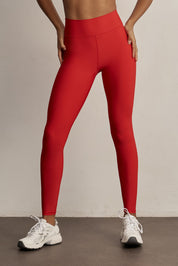 טייץ ארוך מבד 4 כיוונים, חגורת אמצע, מהוקלקציה בעיצובה של אדל בספלוב בגוון אדום FIRE 